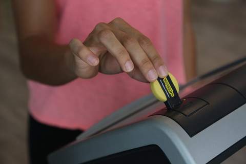 Chiave Technogym inserita in una macchina cardio