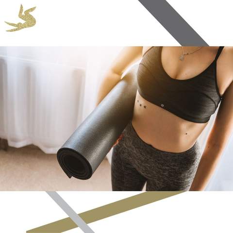 Allieva con un foam roller, pacchetto singola seduta